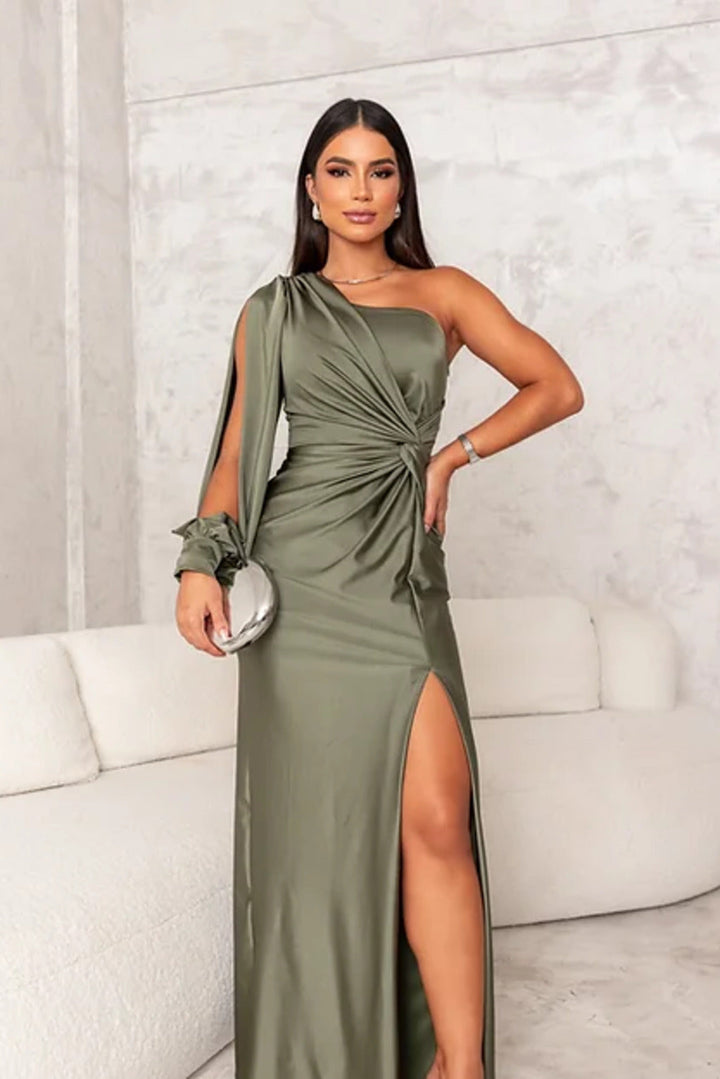 Lillie - Elegant Slit Maxi Dress